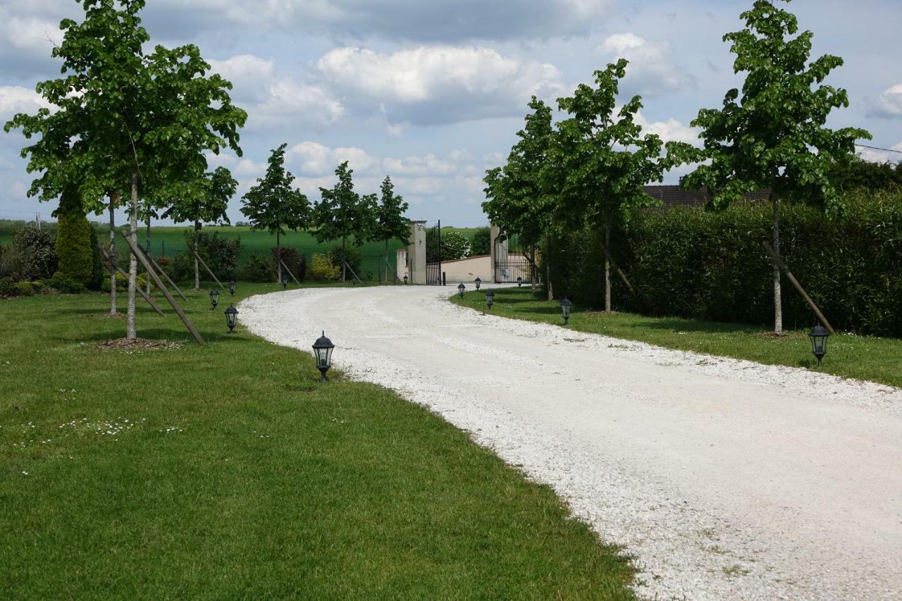 Brugny-Vaudancourt Le Manoir Des Aromes酒店 外观 照片